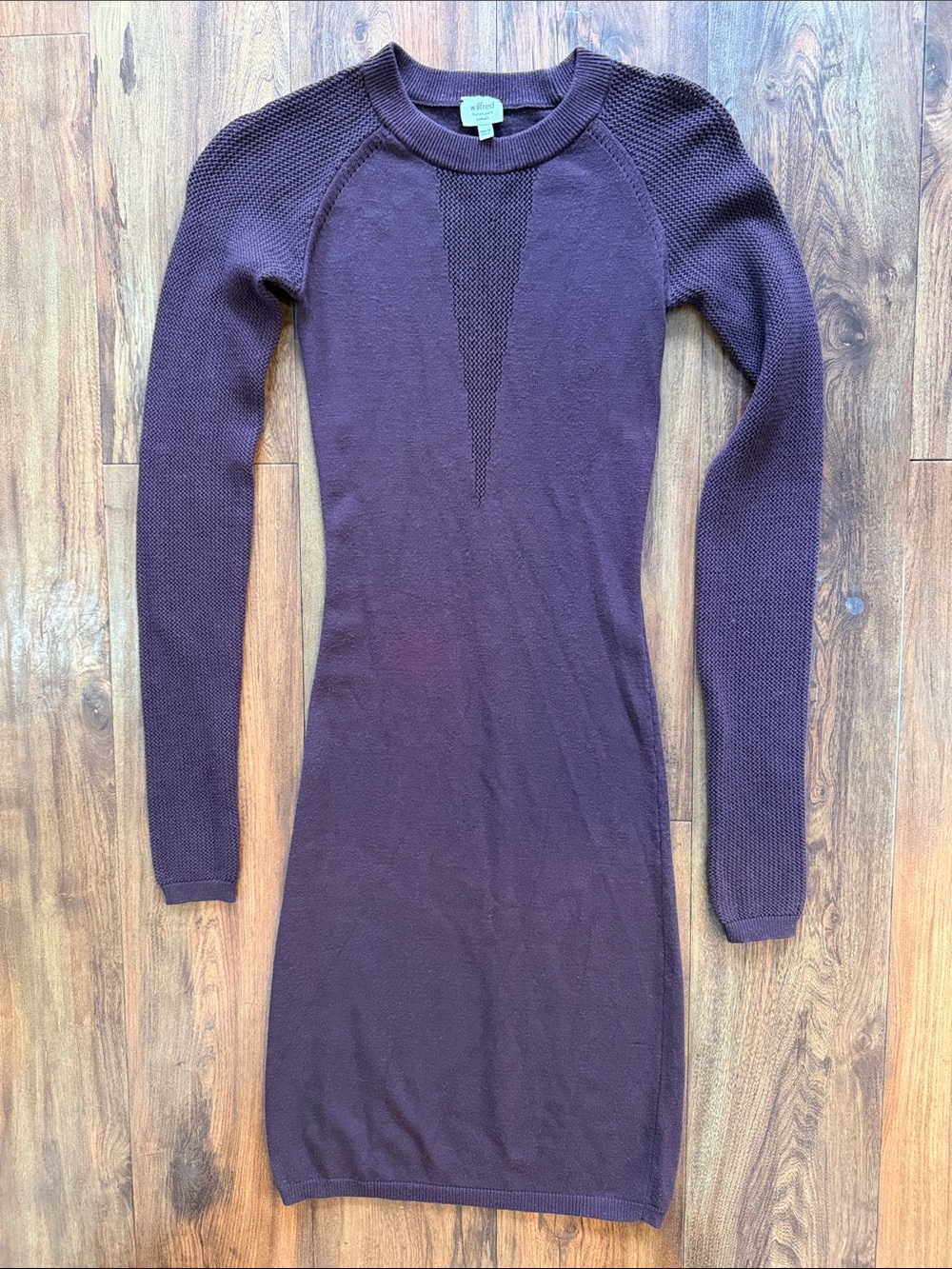 Aritzia Wilfred long sleeve dress